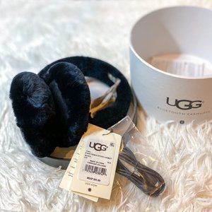 new Ugg BluetoothEarmuff Headphones in black w box